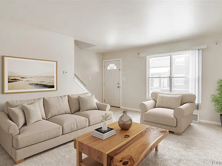 3388 Coolidge Hwy — Photo 2