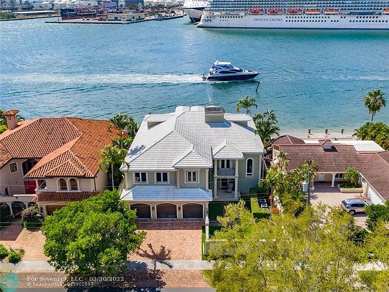 1st image of 1949 Harbourview Dr