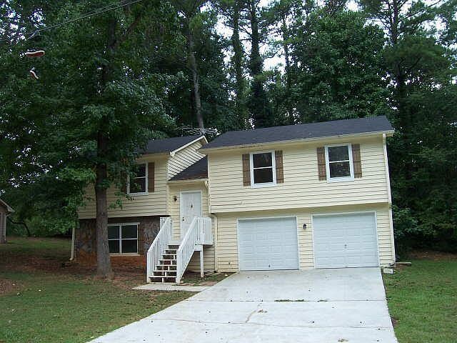 1st image of 2933 Hillwood Dr