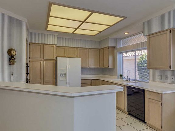 4th image of 14143 N Fawnbrooke Dr
