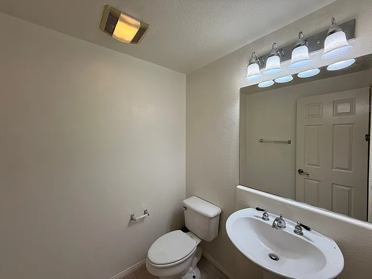 5254 Southhampton Cv — Photo 8