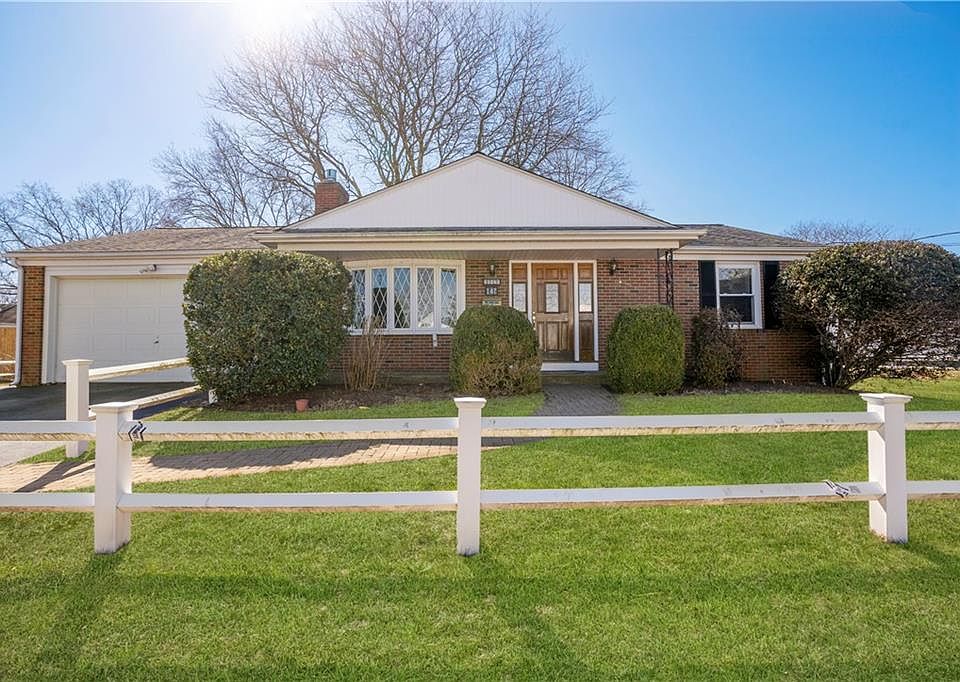 147 Glenrose Dr, Riverside, RI 02915 Zillow