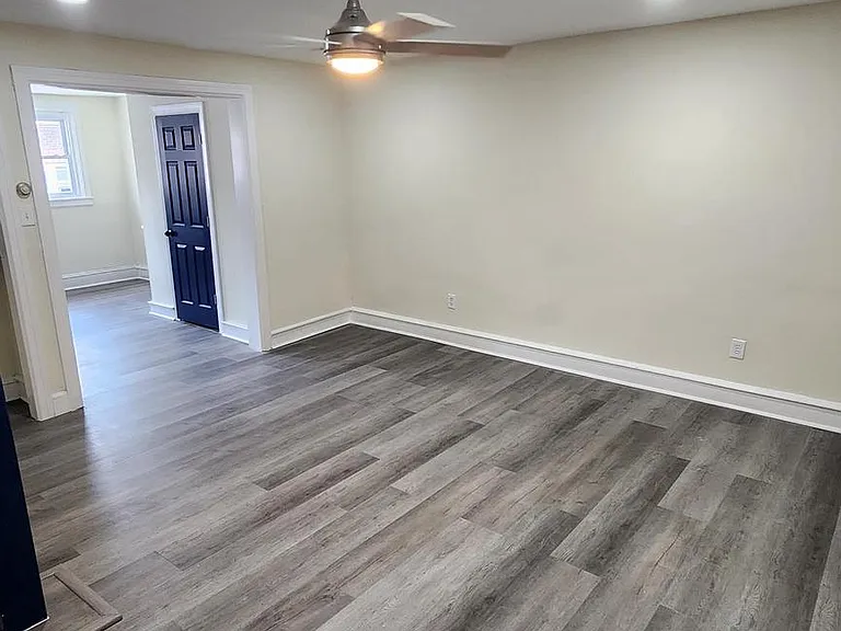 211 Wright Ave — Photo 4