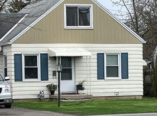 925 Kinnear Rd, Columbus, OH 43212