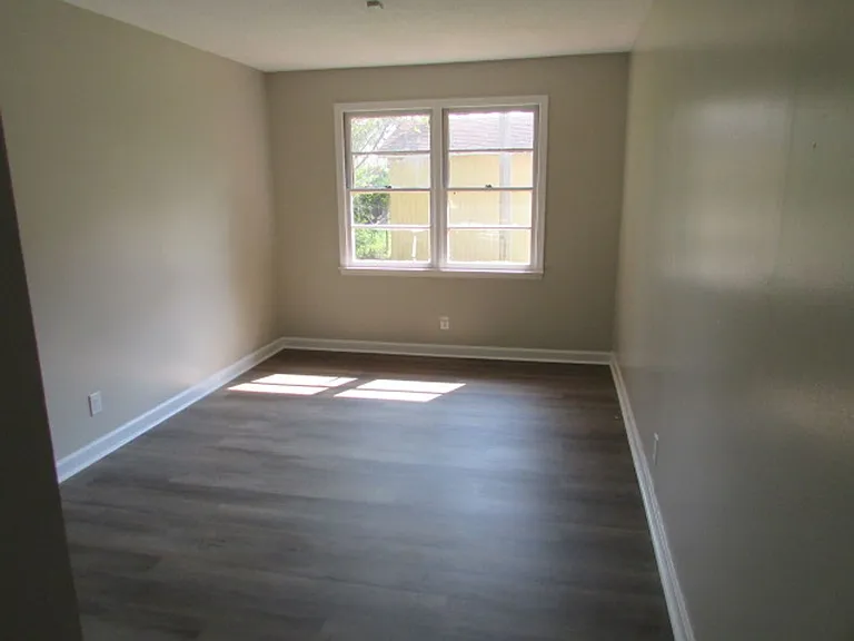 613 S Lafayette Dr — Photo 11