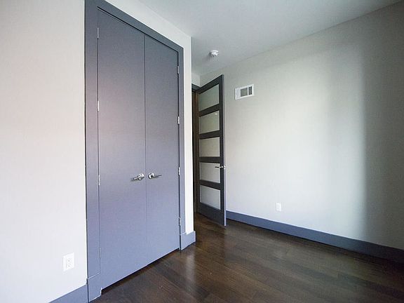 4th image of 123 Boerum St #B1