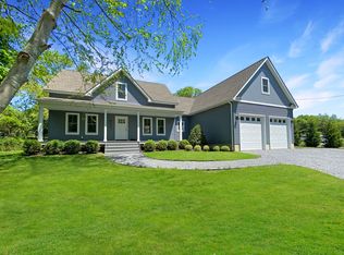 9325 Main Bayview Rd, Southold, NY 11971