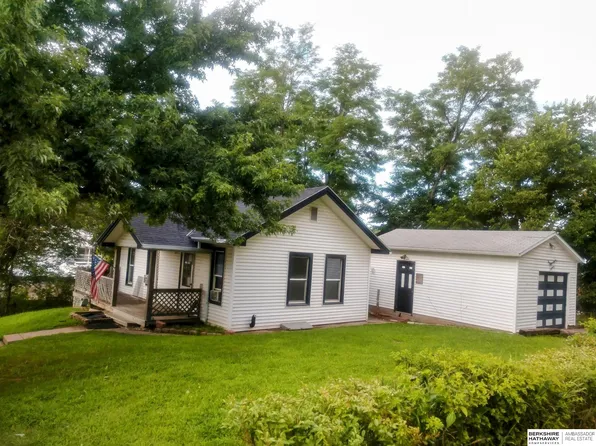 145 S 5th St, Plattsmouth, NE 68048