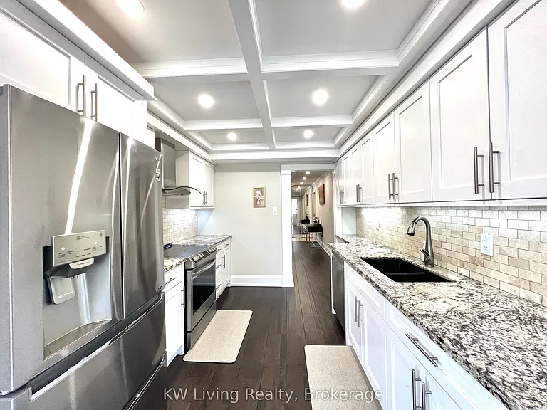 128 Palomino Dr — Photo 17