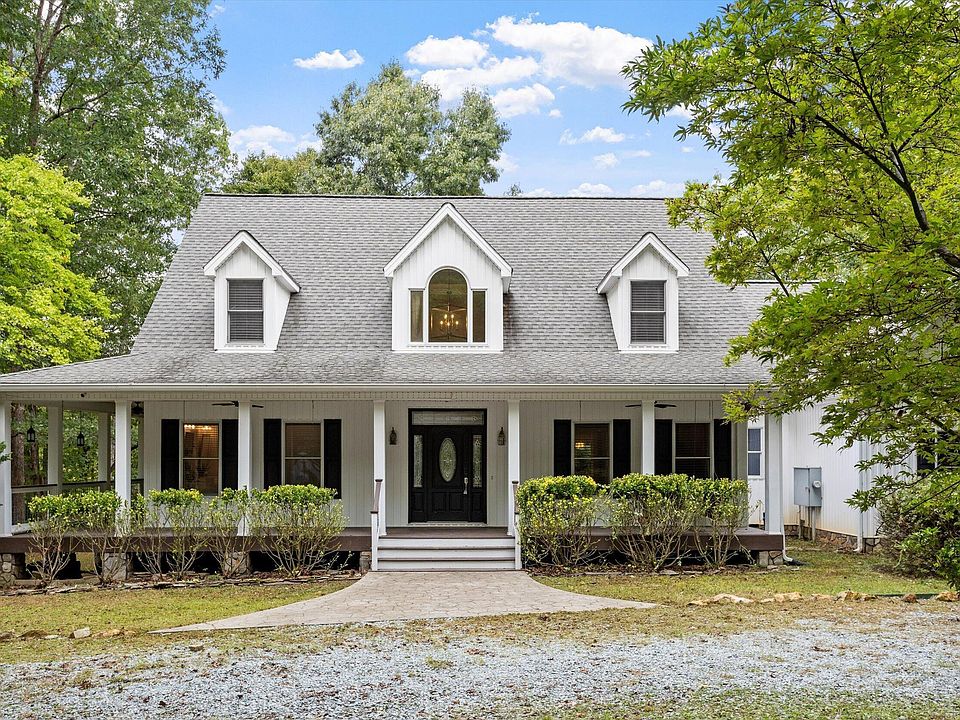 1st image of 303 Bowen Rd