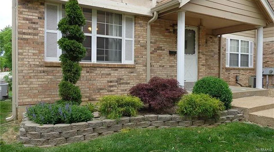 251 Carmel Woods Drive — Photo 3