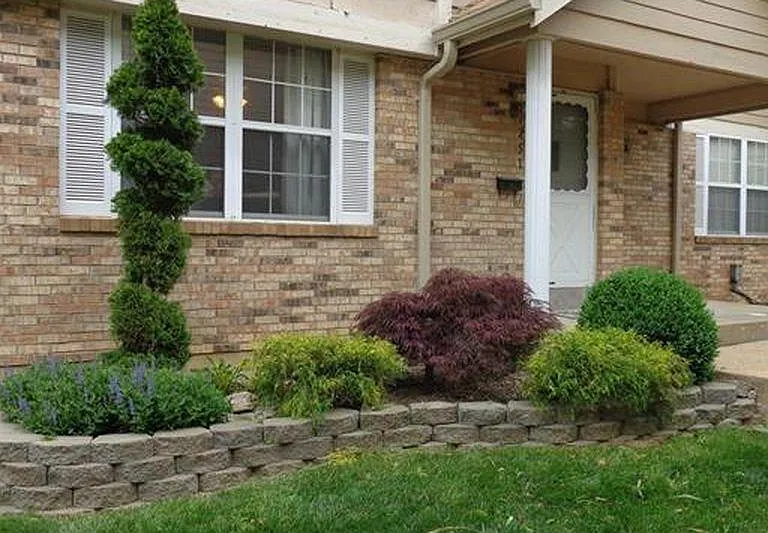 FrontWithYard