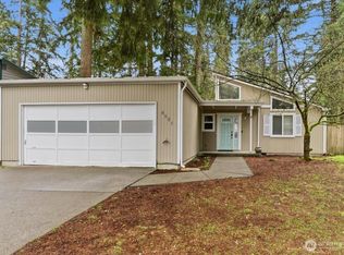 8531 Lake Forest Drive SE, Olympia, WA