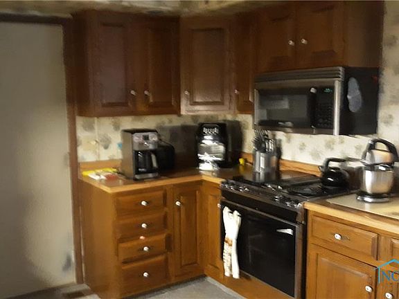 5th image of 615 Woodward Ave