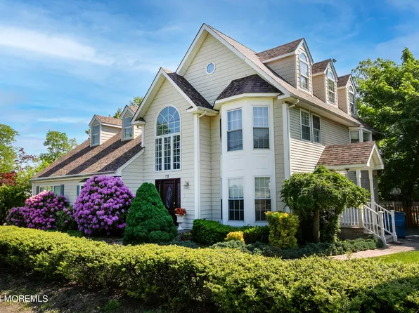 72 Vanderveer Road, Freehold, NJ 07728