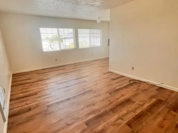 121 Carmel Ave APT C, Pacific Grove, CA 93950