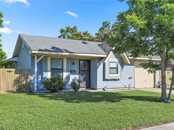 225 Travis Dr, Avondale, LA 70094