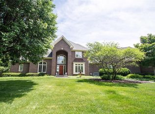 12389 Lynnwood Blvd, Carmel, IN 46033