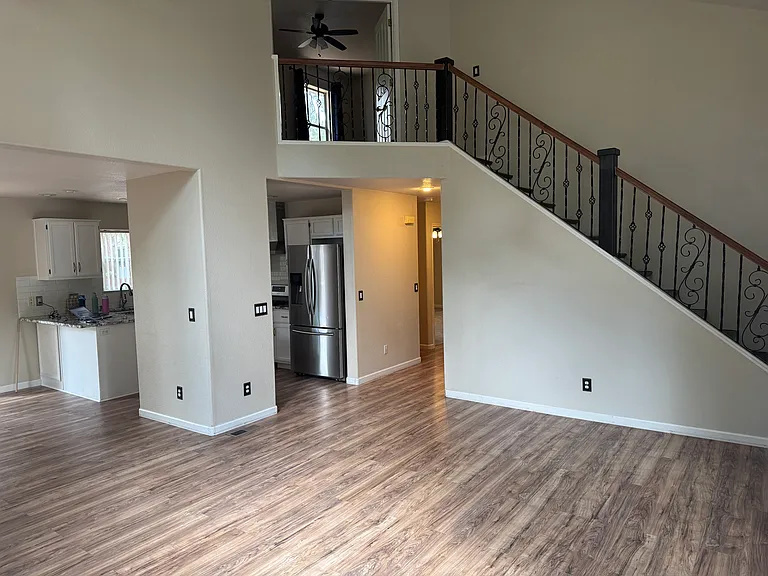 2559 S Rocking Horse Ln — Photo 18