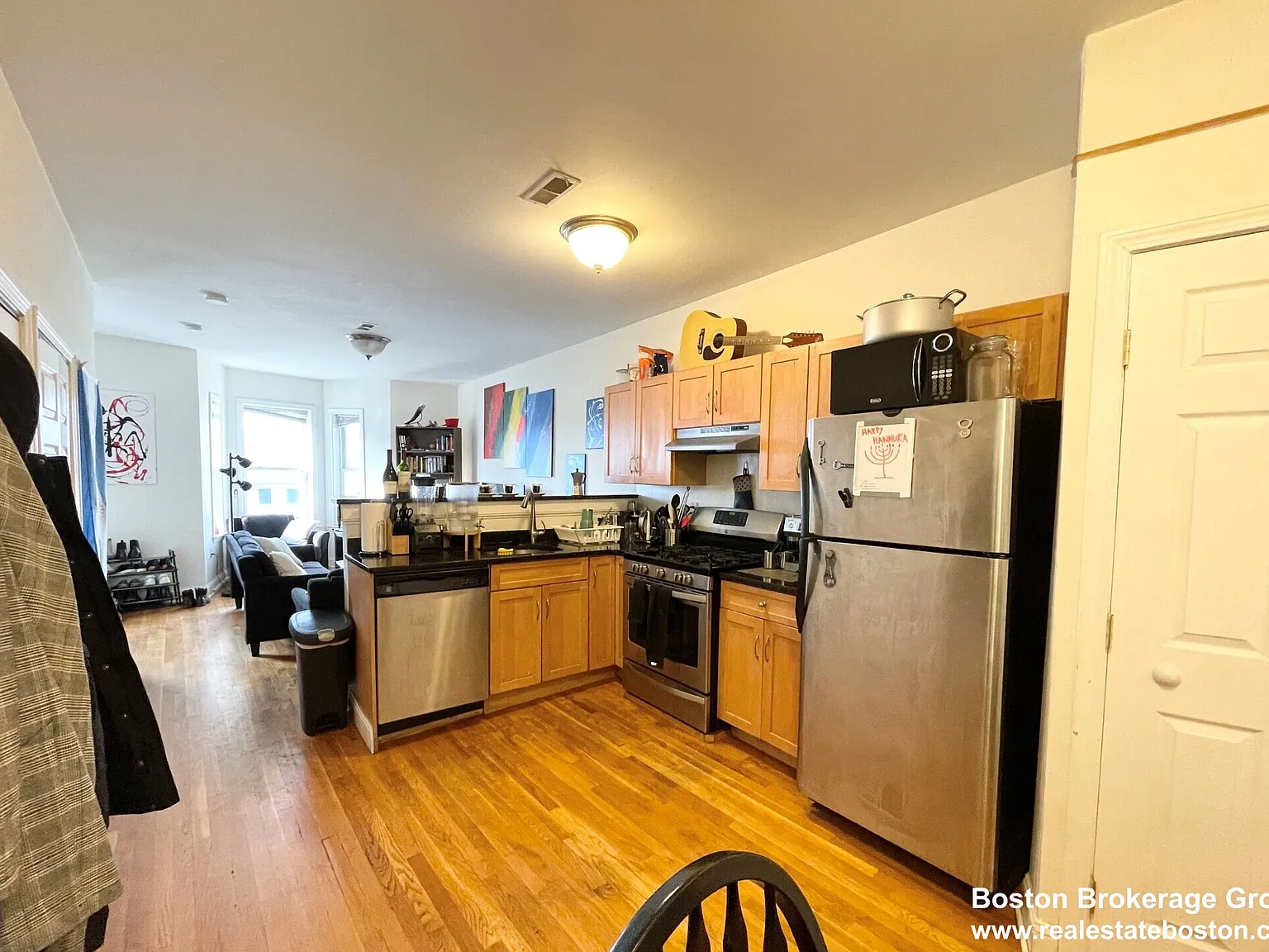 3 bed, 1.5 bath, $3,600 — Photo 1
