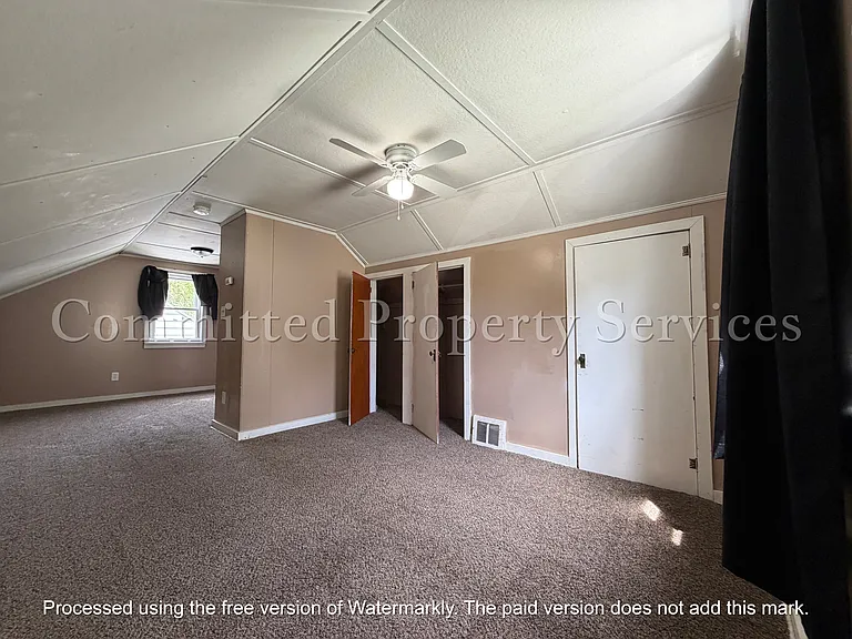18536 Westmoreland Rd — Photo 8