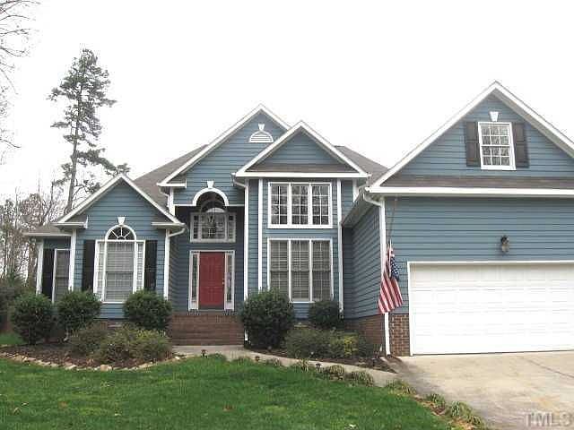 1st image of 2406 Old Oak Pl