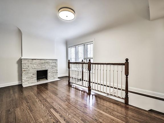 4th image of 734 W Waveland Ave #1416