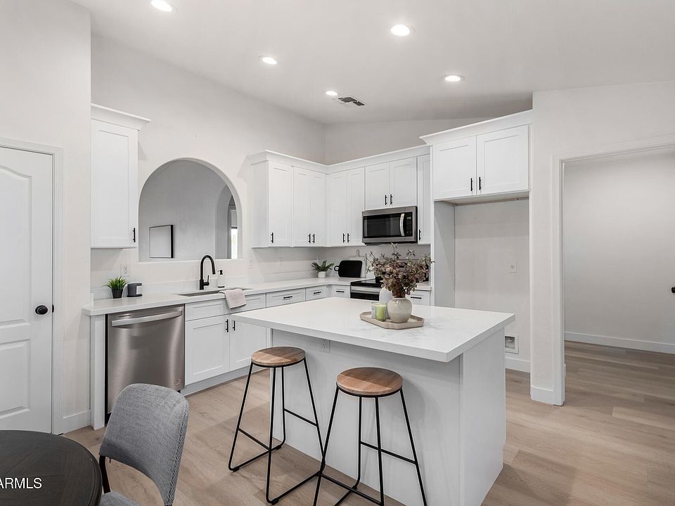 1st image of 3718 E ELMINGTON Circle