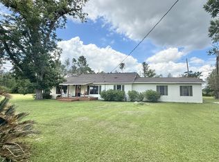 3439 E River Rd, Lumber City, GA 31549