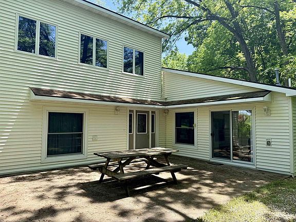 2nd image of 24975 Sunset Ridge Lane