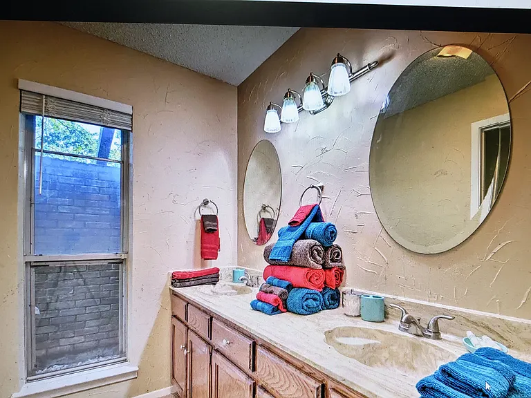 Scenic Hills Dr — Photo 6