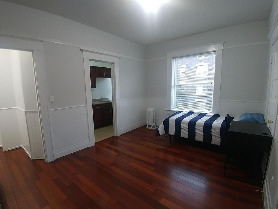 1st image of 1005 Larkin St APT 206B