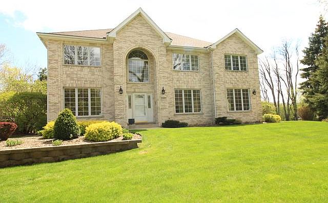 1st image of 4991 Emerson Ave