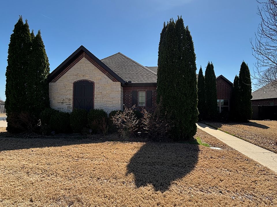 1st image of 3001 SW Joshua Ave