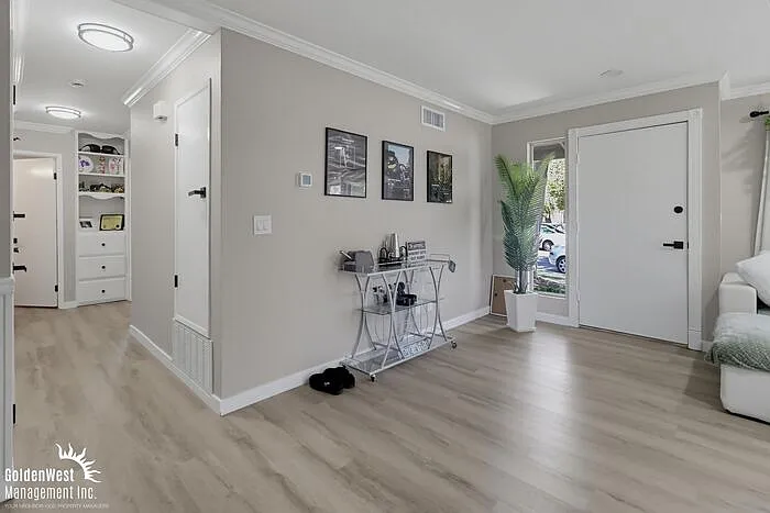 983 Amistad Pl #A — Photo 2