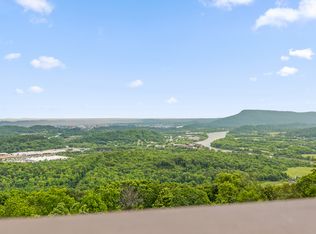 1206 Lower Brow Rd, Signal Mountain, TN 37377