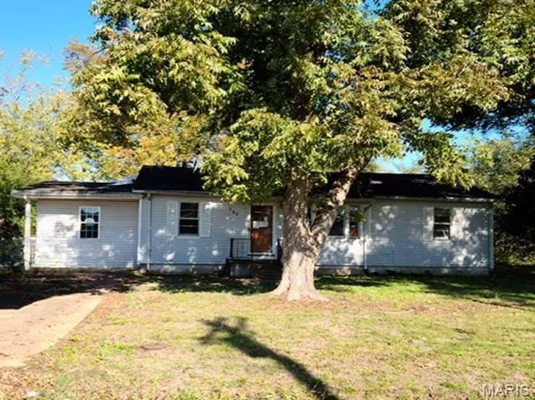 107 W Victor St, Poplar Bluff, MO 63901