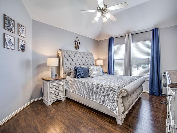 4th image of 1356 Clearwater Dr