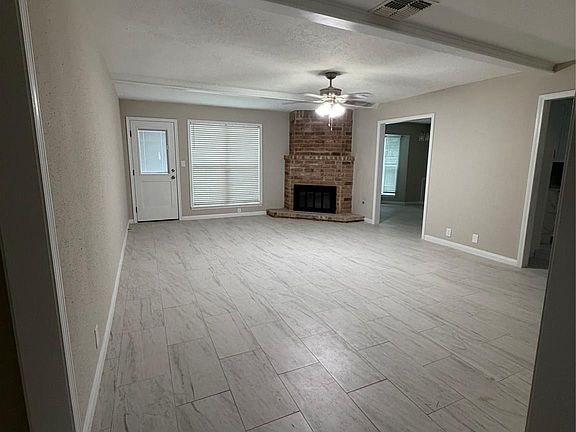 3rd image of 1811 Hanbury Ct