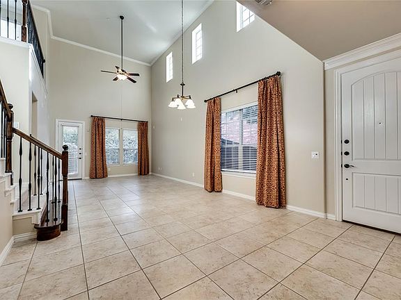 5th image of 4820 Durham Dr