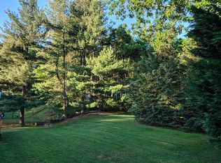 4 White Briar Cir, Hockessin, DE 19707