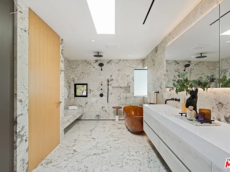 2501 Banyan Dr — Photo 46