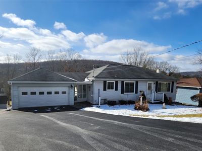 923 Neal Rd, Endicott, NY, 13760
