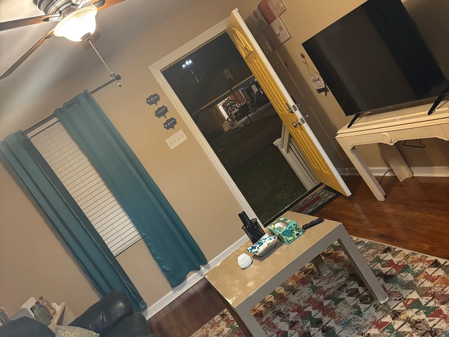 2 bed, 1200 sqft, $1,500 — Photo 3