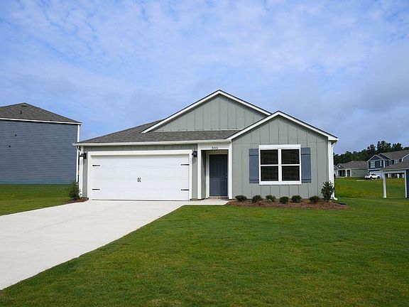 2nd image of 305 Pine Ridge Dr