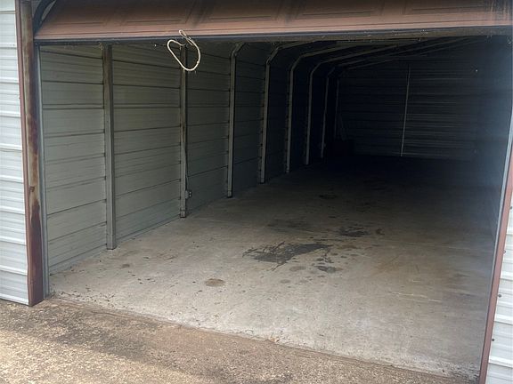 5th image of 7605 N 173rd East Ave