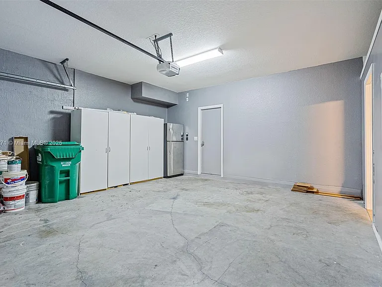 20530 NW 12th Ct — Photo 30