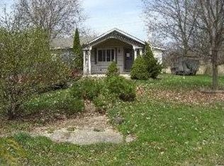 4196 Silver Lake Rd, Linden, MI 48451