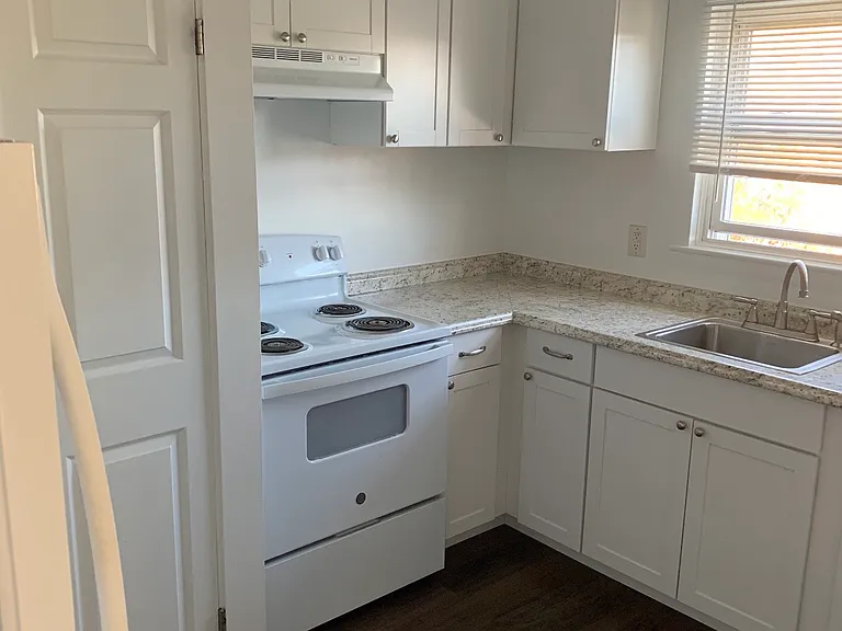 1516 Rodman St #9 — Photo 1