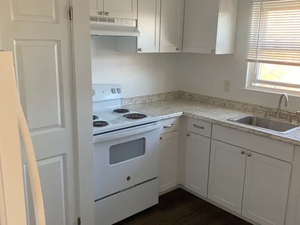 1516 Rodman St #9, Fall River, MA 02721